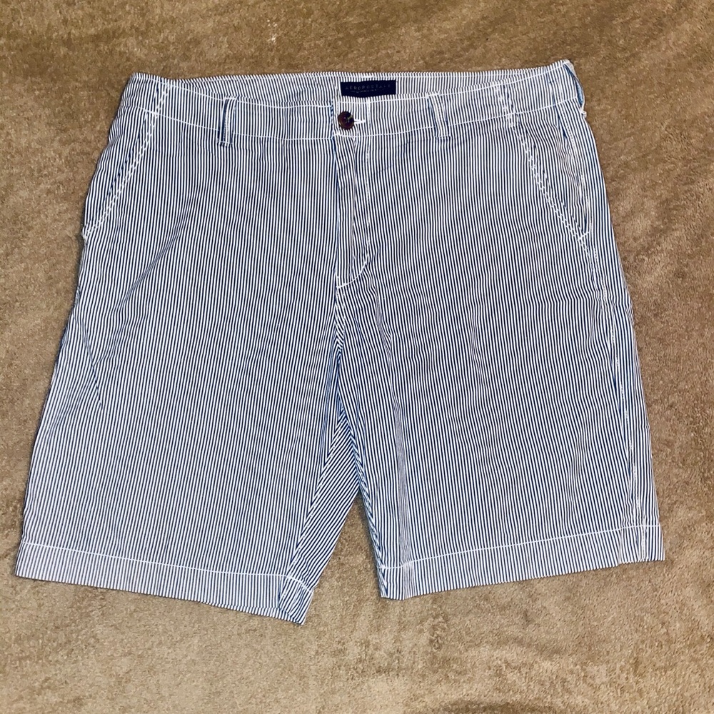 Men’s Blue/White Seersucker Shorts Sz 36